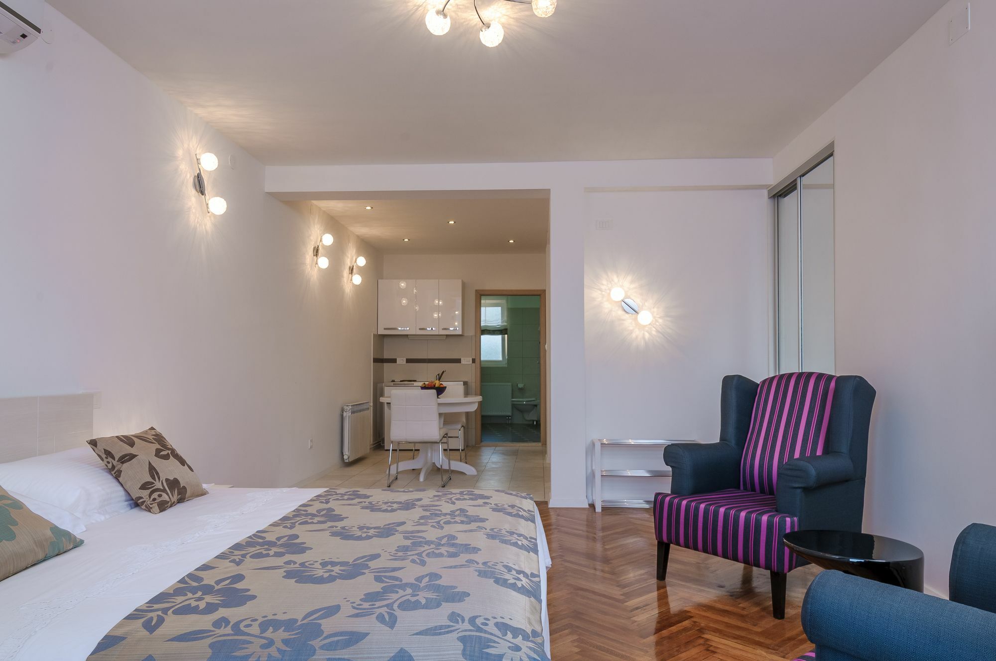 Apartments Zuvela Split Eksteriør bilde